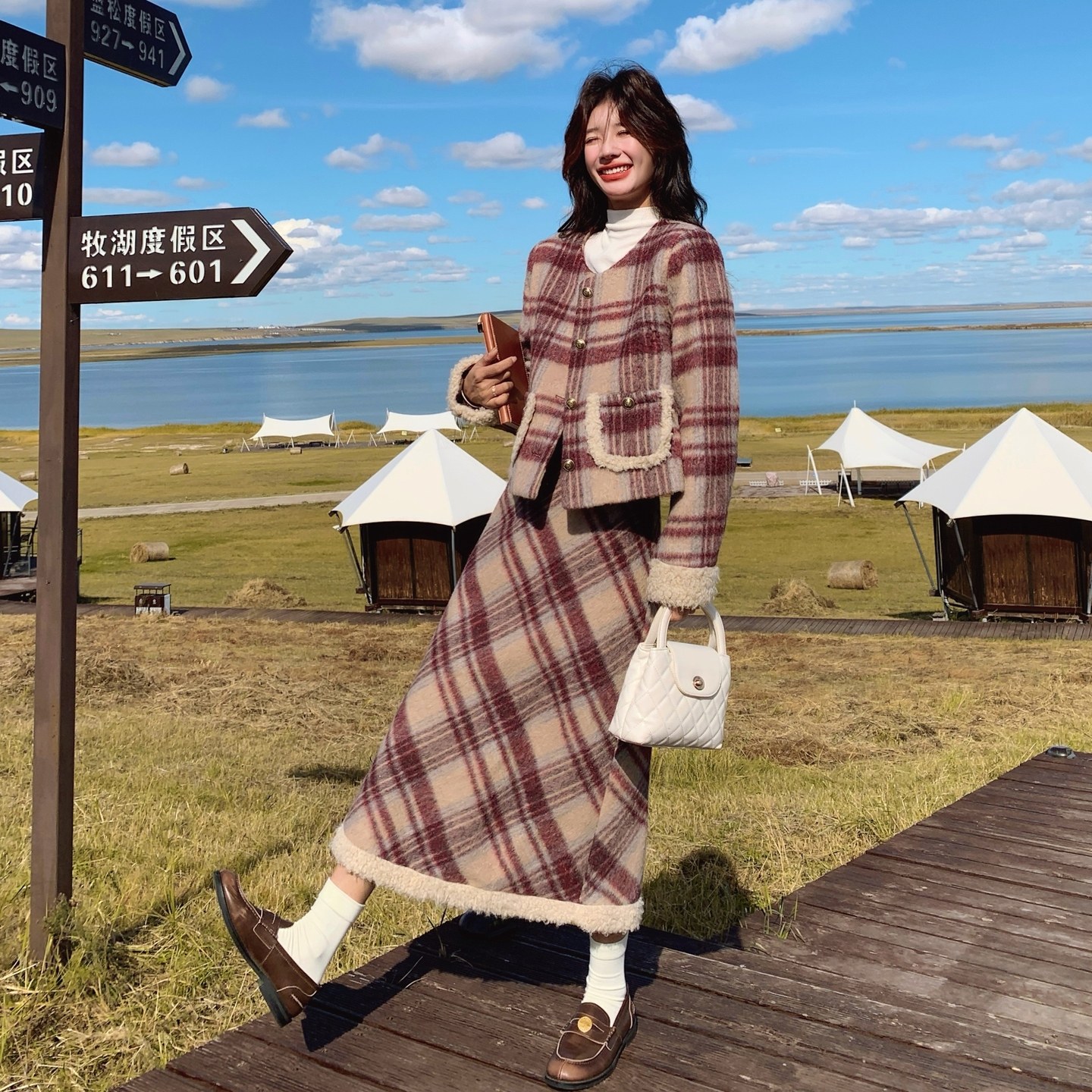 红色格纹名媛小香风毛呢套装女2025冬季保暖外套半身裙夹棉两件套,女装套装/套裙,浙宝293