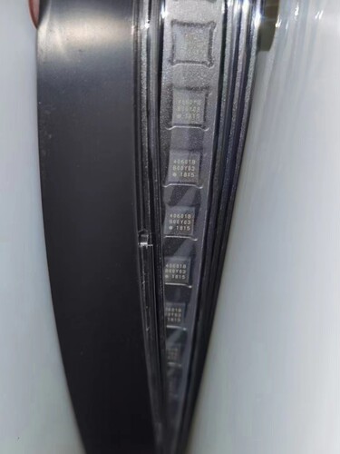SI4060-B1B-FMR 全新原装 SI4060 RF TX IC 142MHZ-1.05GHZ 20VFQ