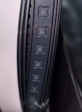 MAX20050ATC/V+T全新贴片TDFN12 丝印ADE BAN LED驱动器MAX2005