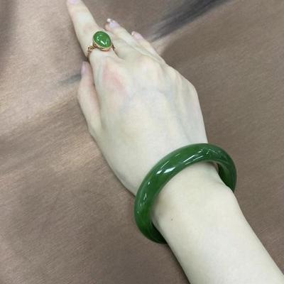 新疆和田玉菠菜绿扁条翡翠玉手镯女款碧绿色天然老坑料真正品玉石