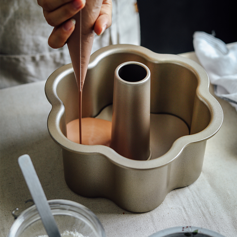 新款梅花形活底中空两用海绵戚风乳酪红丝绒磅蛋糕烤盘烘焙模具