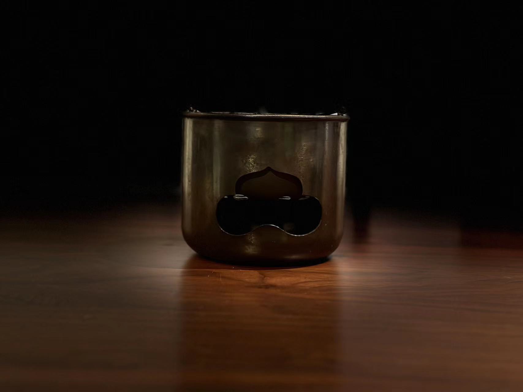 早期日本大师定制纯铁手工烧碳煮茶炉全新葫芦形围炉煮银铁壶烧水