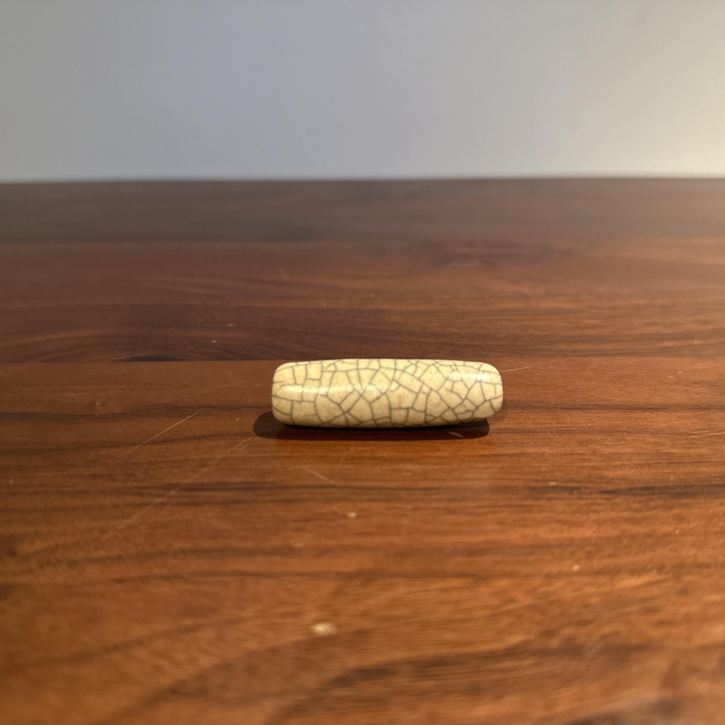 龙泉精品仿传世哥窑 金丝铁线纹开片天珠挂饰手串 茶道摆件茶勺架