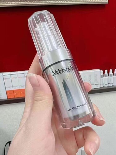 慕黎可防晒spf50润色物理防晒