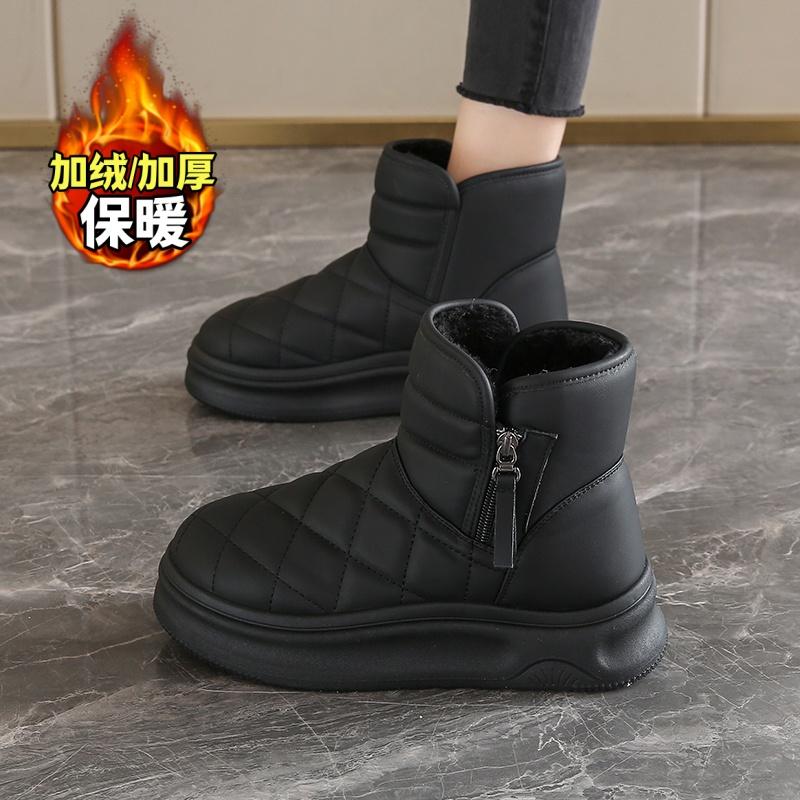 踩屎感皮面雪地靴女冬季加绒保暖东北大棉鞋厚底34码防水防滑短靴