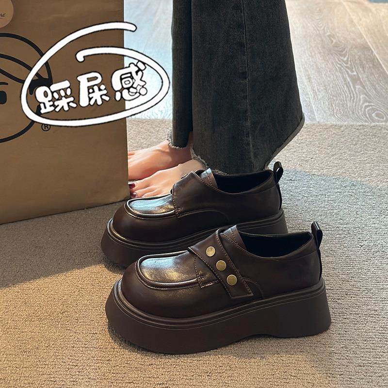 英伦风厚底乐福鞋女款2025新款秋冬一脚蹬通勤黑色单鞋配JK小皮鞋