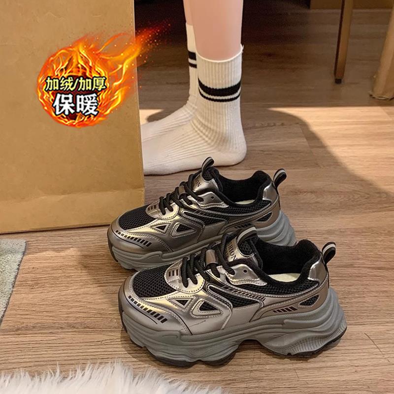 白鹿同款爆款加绒老爹鞋女款2025冬季加绒黑色松糕增高运动鞋34码