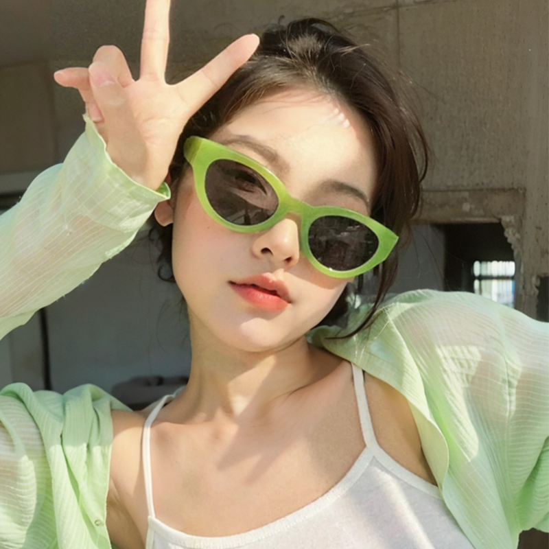 大框潮款凹造型墨镜显瘦欧美风