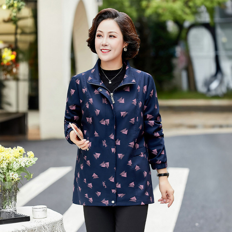200斤秋冬女装胖妈妈风衣外套