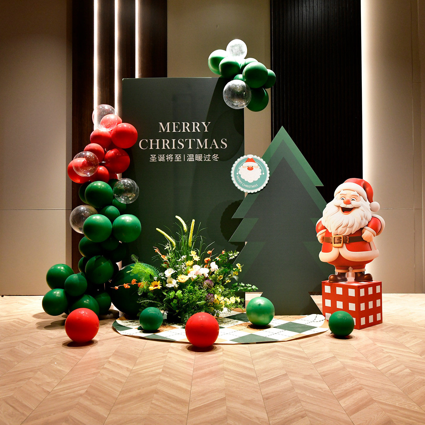 高级圣诞节kt板场景装饰门店铺摆件气球布置背景板圣诞树展板道具