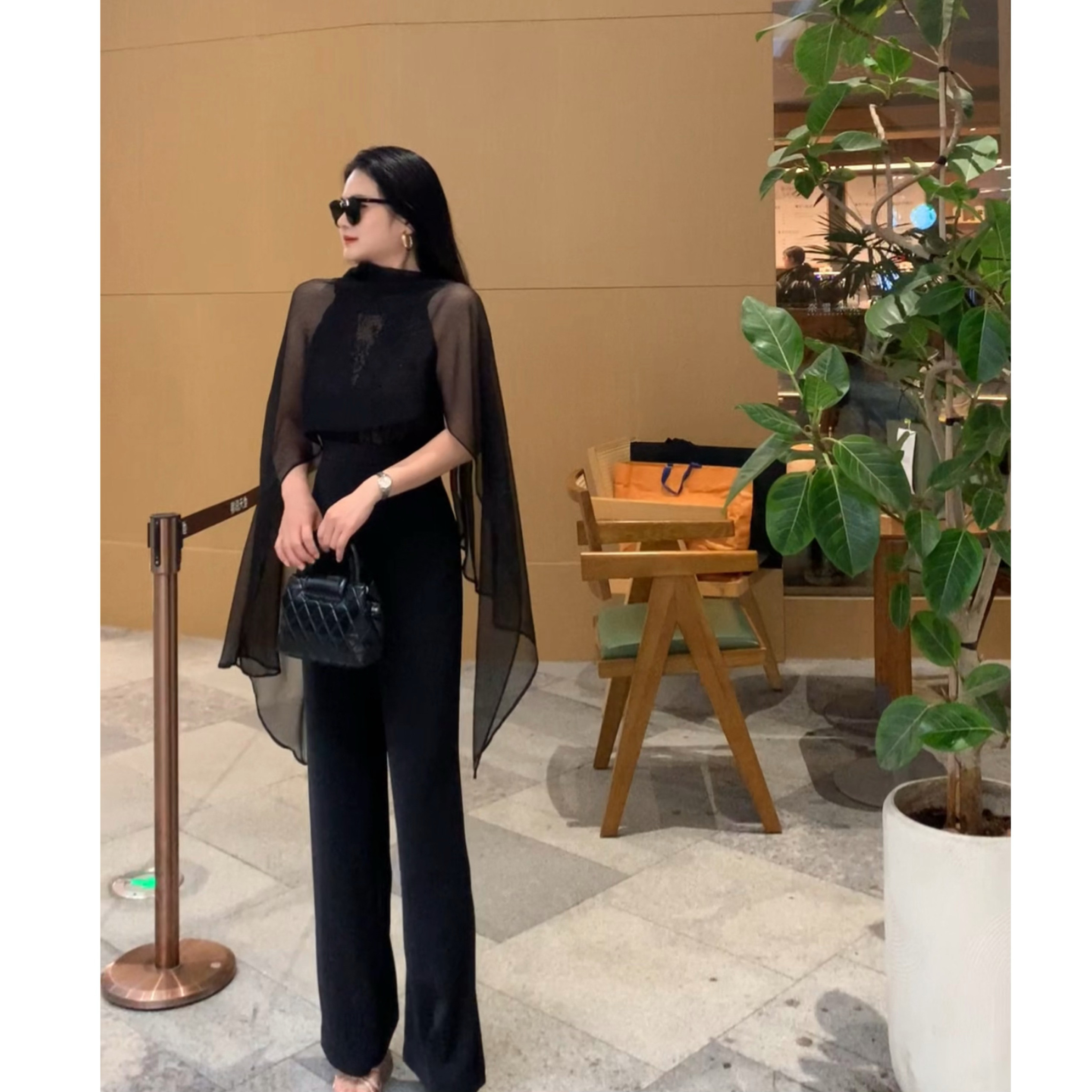 魅鹊2026春夏新款泰版小水风名媛修身显瘦高腰蕾丝连体裤