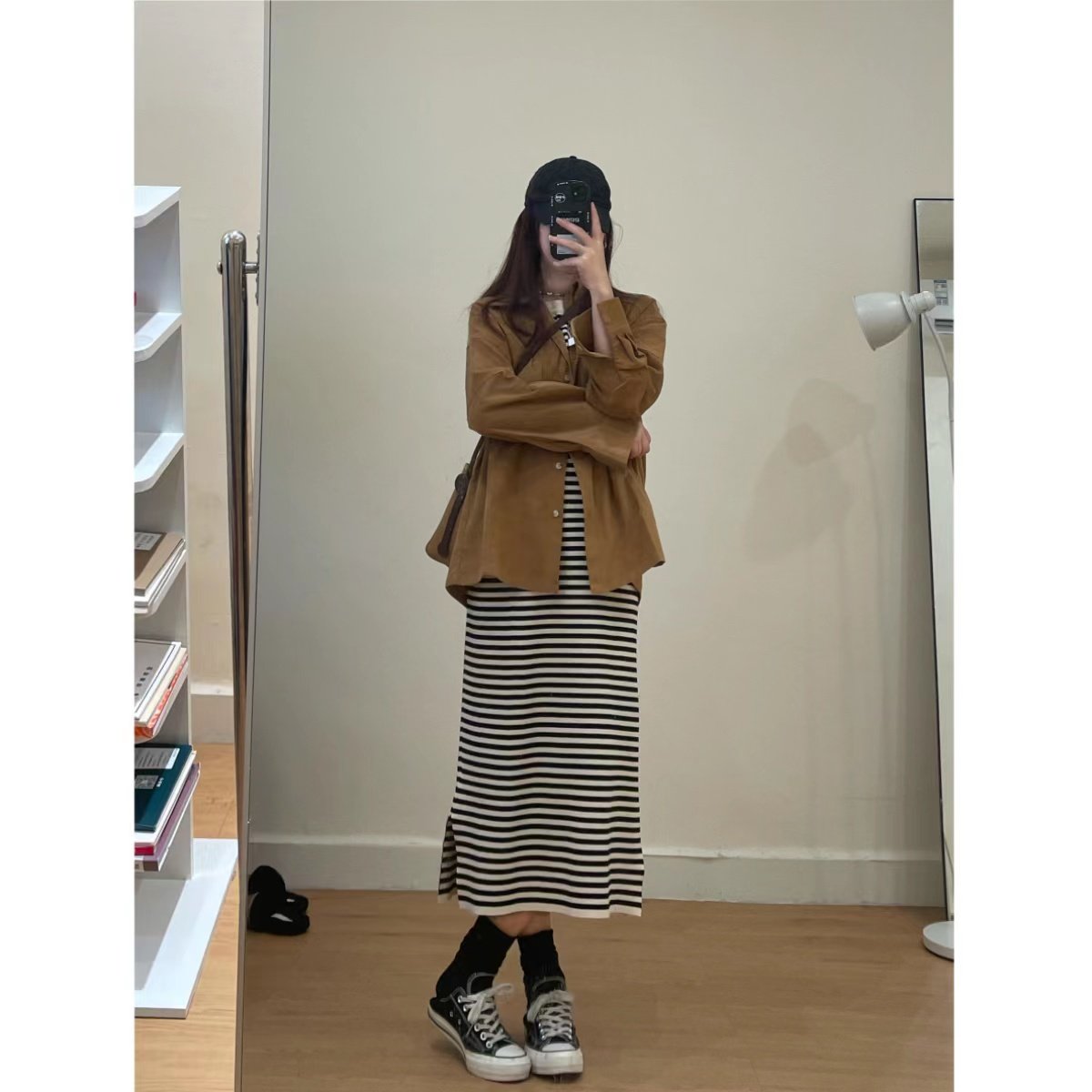 伊甸小镇 针织挖肩背带连衣裙女春修身显瘦气质条纹裙子