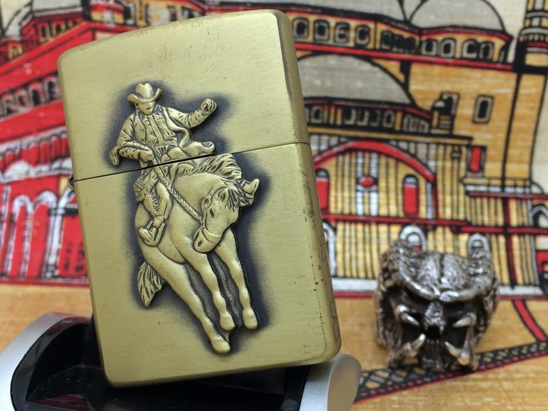 原装正版1999年A全新好品熏铜万宝路紫铜贴片侧标牛仔打火机ZIPPO