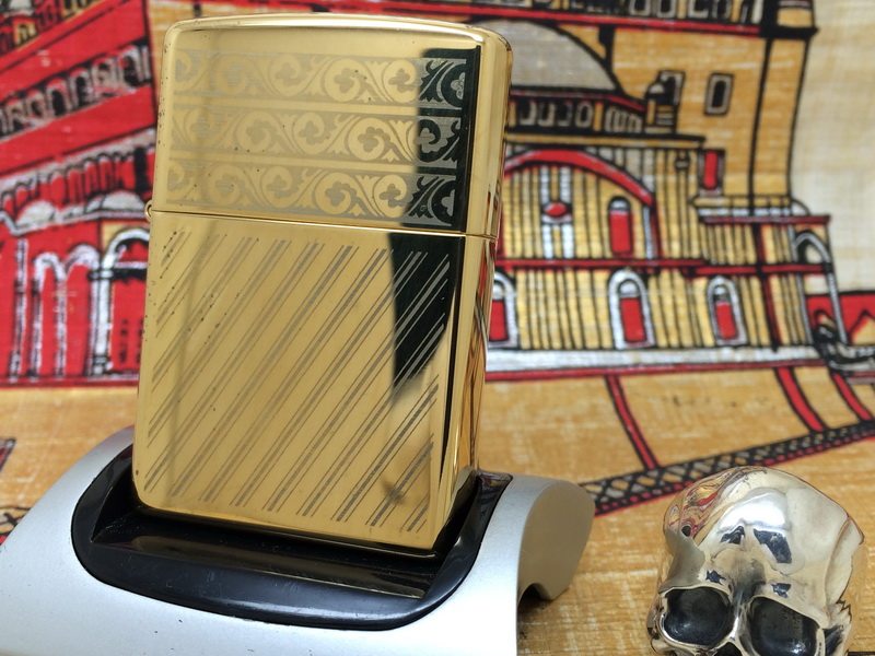 原装正版1999年K全新镀金漆印复古祥云斜纹防风打火机 ZIPPO/芝宝