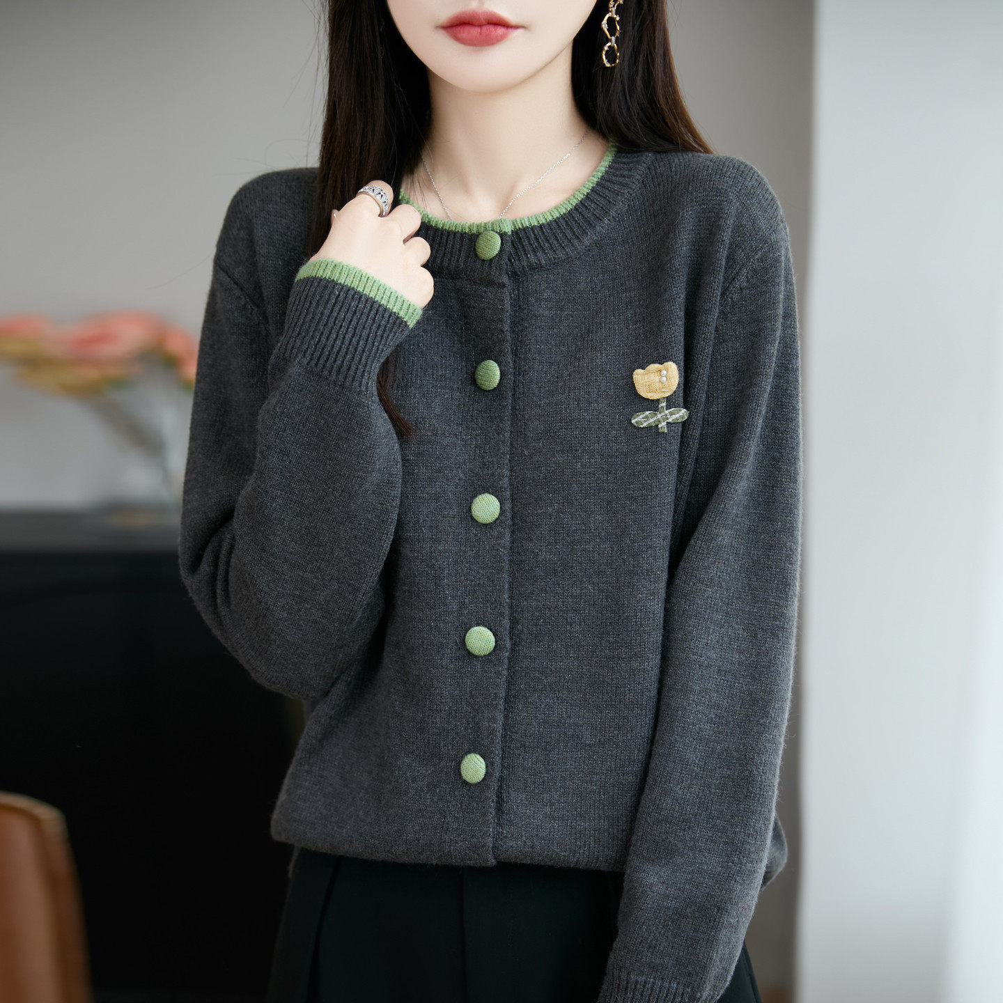 韩系秋冬穿搭针织开衫毛衣外套女25新款高级感休闲小个子外搭上衣