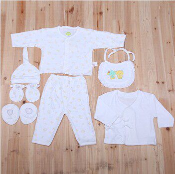 Coffret cadeau pour bébé - Vêtements + Accessoires - Ref 1964192 Image 5