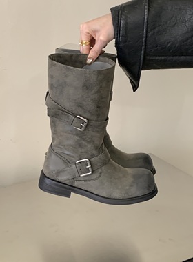 2026年韩国negative靴子复古做旧堆堆靴女皮带扣中筒灰色长筒靴