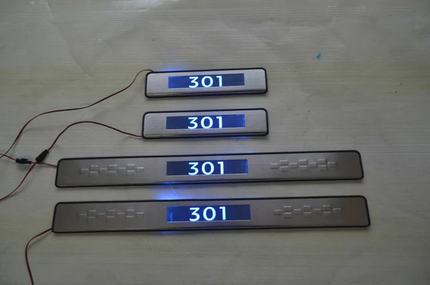 标致301冷光迎宾踏板带灯门槛条 标志301改装防护条 不锈钢 led
