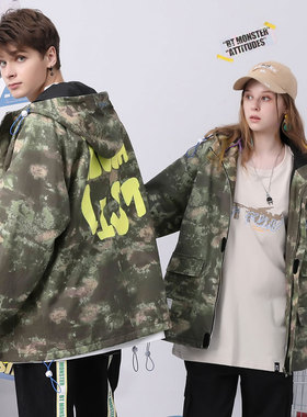 bt秋冬工装风印花落肩袖多口袋宽松弹力绳棉服衣男女同款军绿色