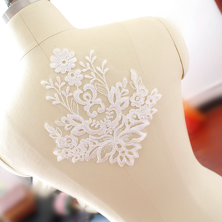 刺绣蕾丝花边花朵辅料 手工diy材料婚纱头饰品配件衣服服装辅料白