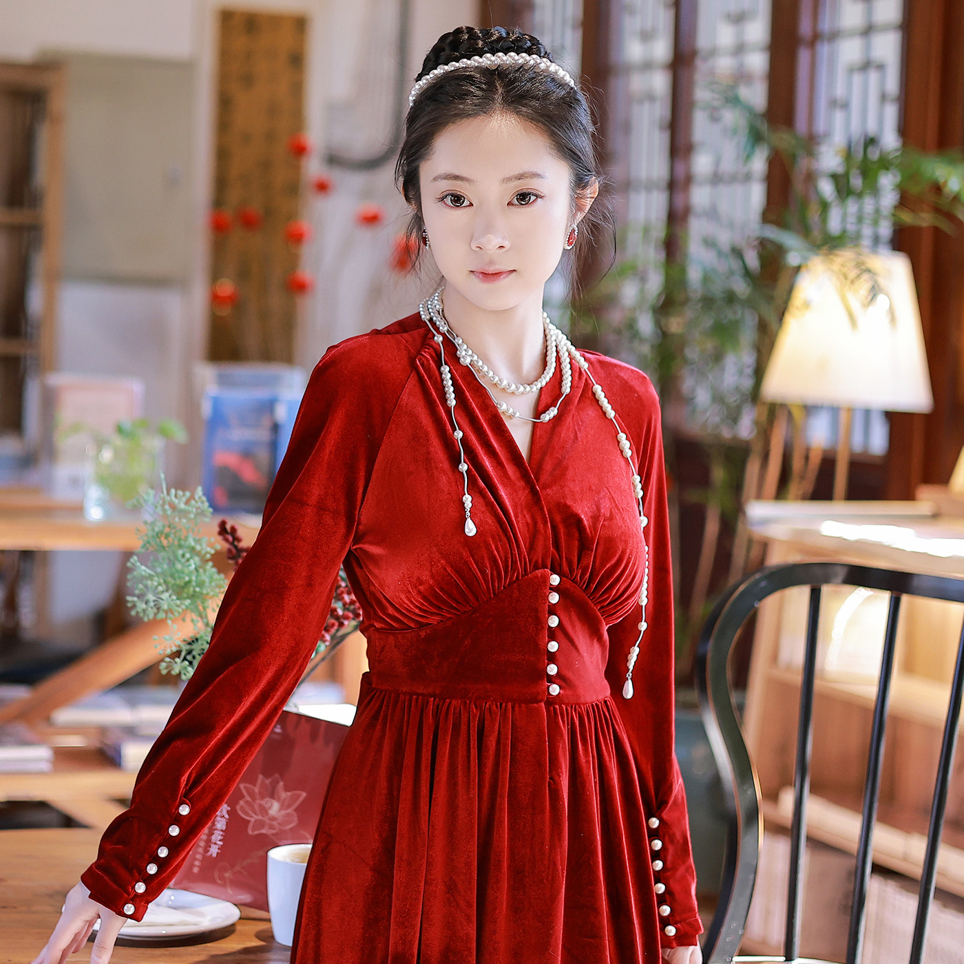 华丽复古小礼服秋冬金丝绒酒红色墨绿修身连衣裙大摆裙超长裙