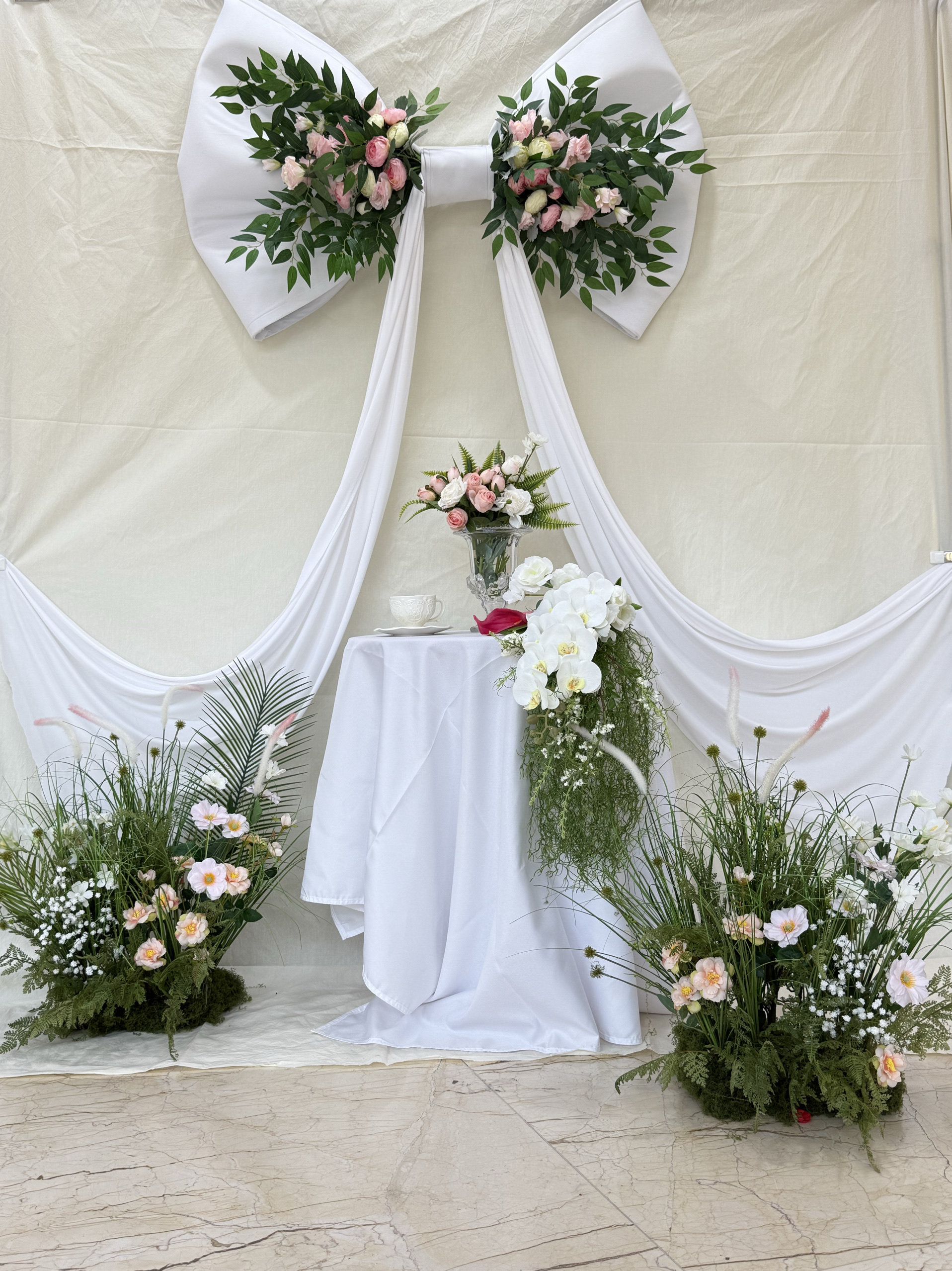 婚纱摄影白色大蝴蝶结背景布结婚高级感拍照道具婚礼室内布置装饰