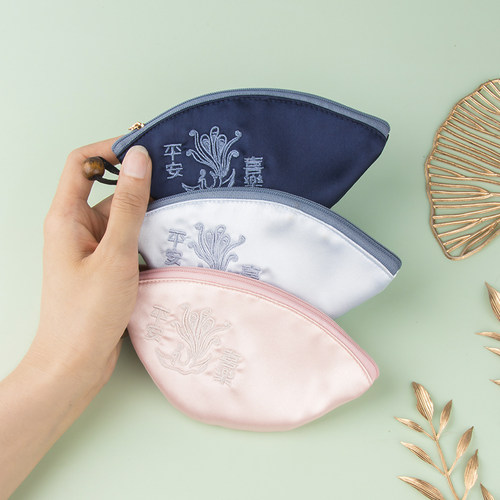 国风刺绣钥匙包抽拉式复古平安