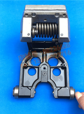 台湾首轮BT30夹臂式刀库刀夹HDW数控机床加工中心配件黑色铝刀架