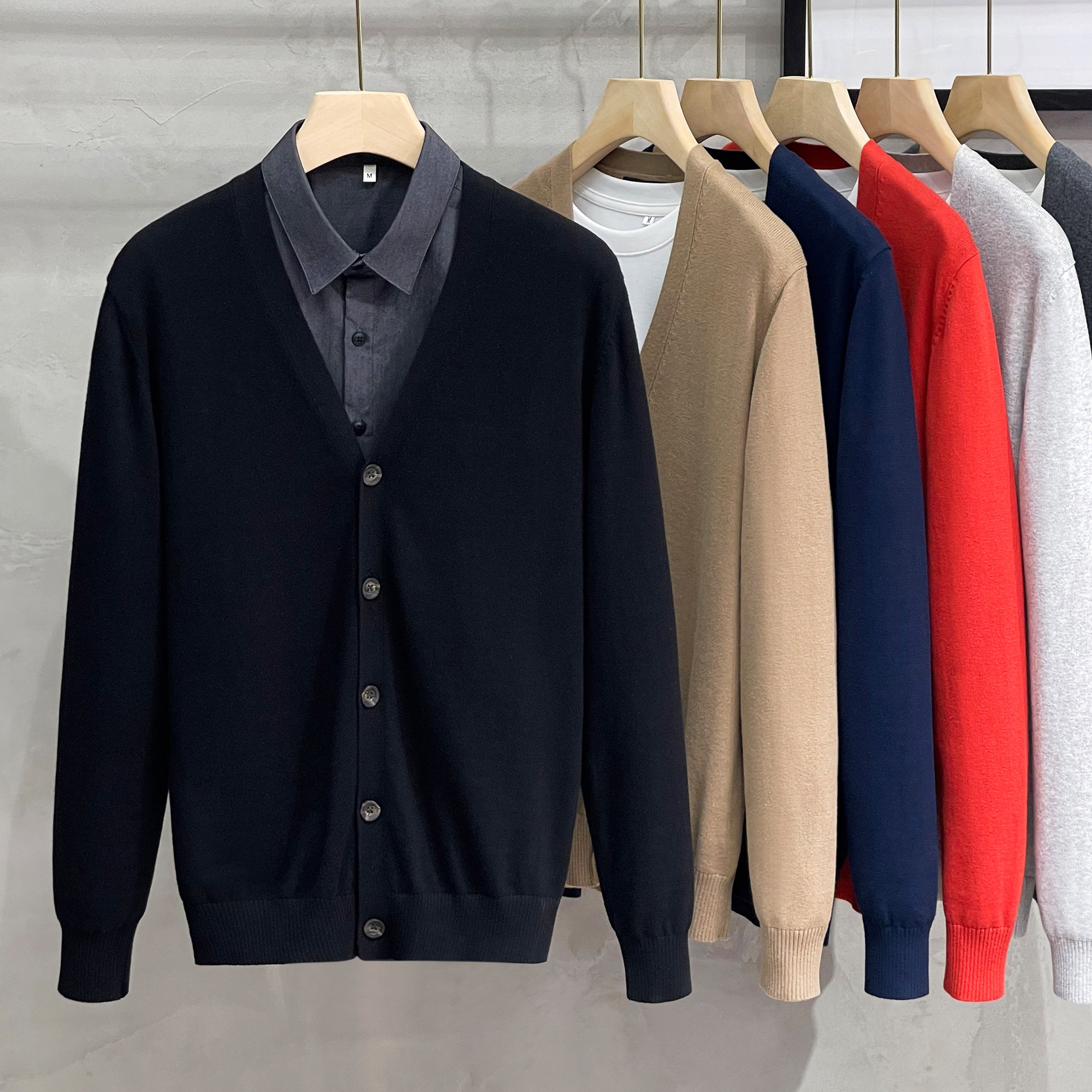 2024 SPRING AND AUTUMN NEW MENS KNITTED CARDIGAN KOREAN VERSION TREND WEAR CASUAL V-NECK SWEATER JACKET MENS SWEATER