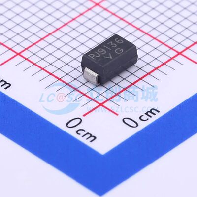 P4SMAJ28CA-AU-R1-000A1 SMA(DO-214AC) 静电和浪涌保护(TVS/ESD)