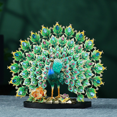 珐琅彩孔雀开屏轻奢装饰摆件