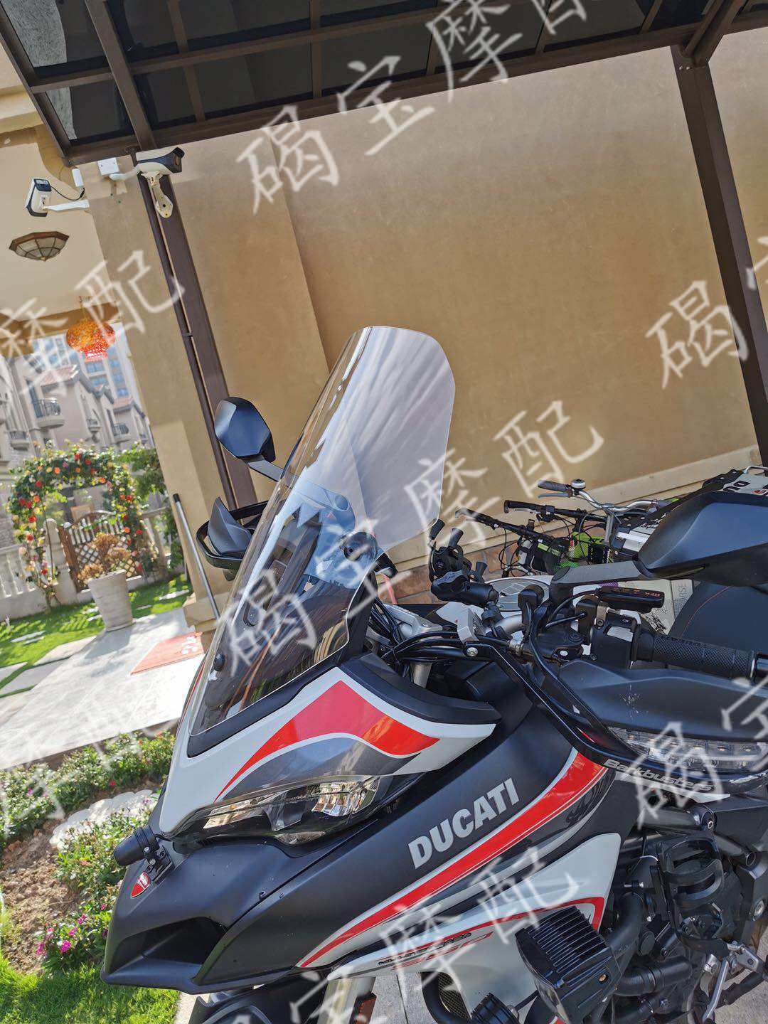 杜卡迪揽途mts1200s改装加高挡风