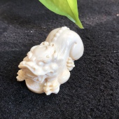 猛犸牙貔貅雕刻件小摆手玩吊坠文玩百搭diy