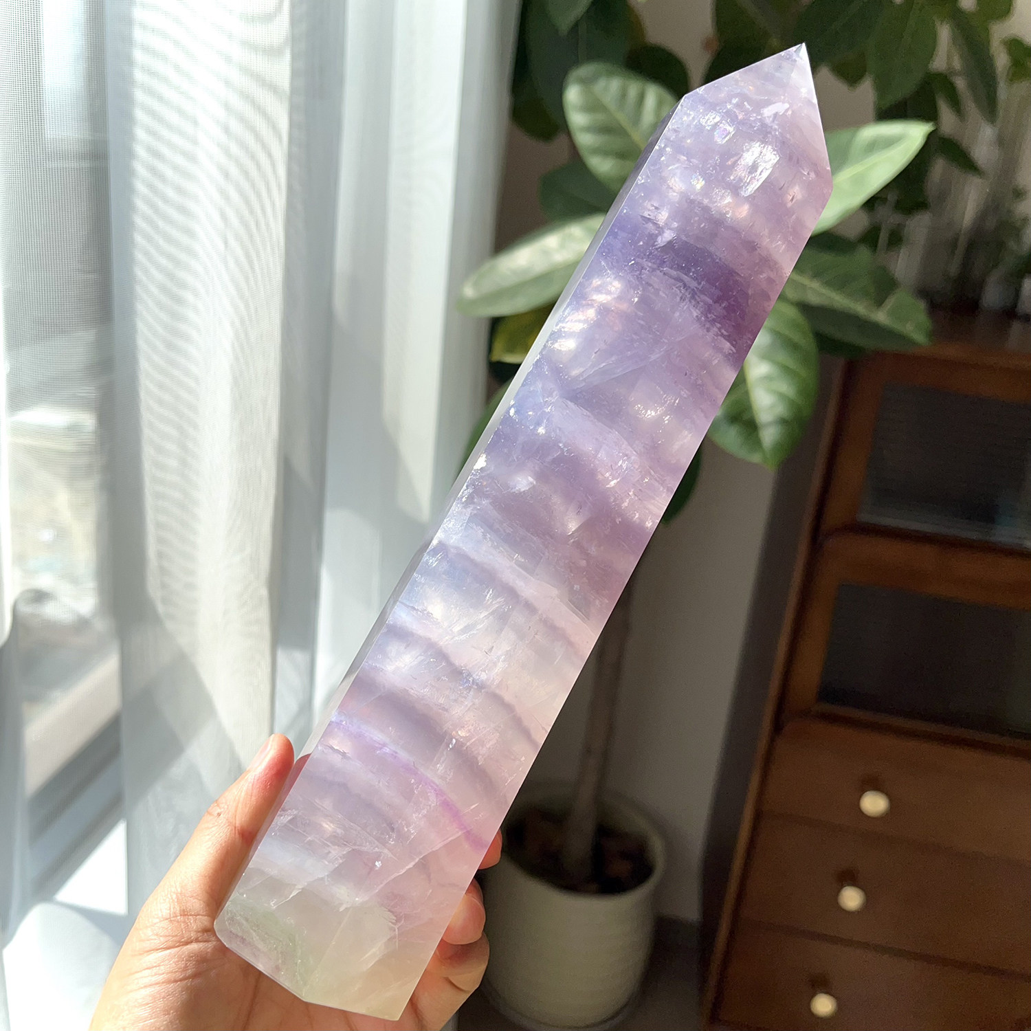 天然紫萤石水晶柱摆件
