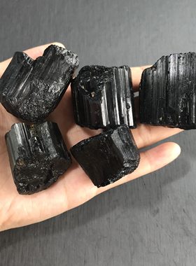 托玛琳黑碧玺摆件防辐射电气石