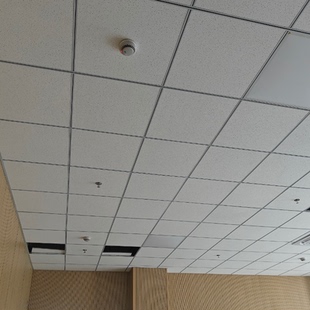 镇江A级防火防潮吸音矿棉板办公室学校600*600定制环保天花吊顶