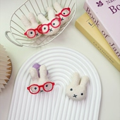 可爱卡通胸针米菲兔公仔包挂链女生闺蜜送礼衣服装 饰配件徽章别针