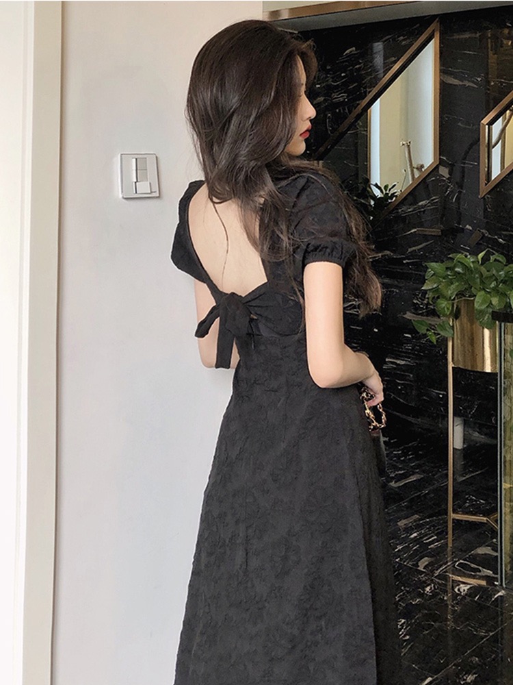 French retro Hepburn style black skirt can be salt and sweet, gentle wind, back dress.