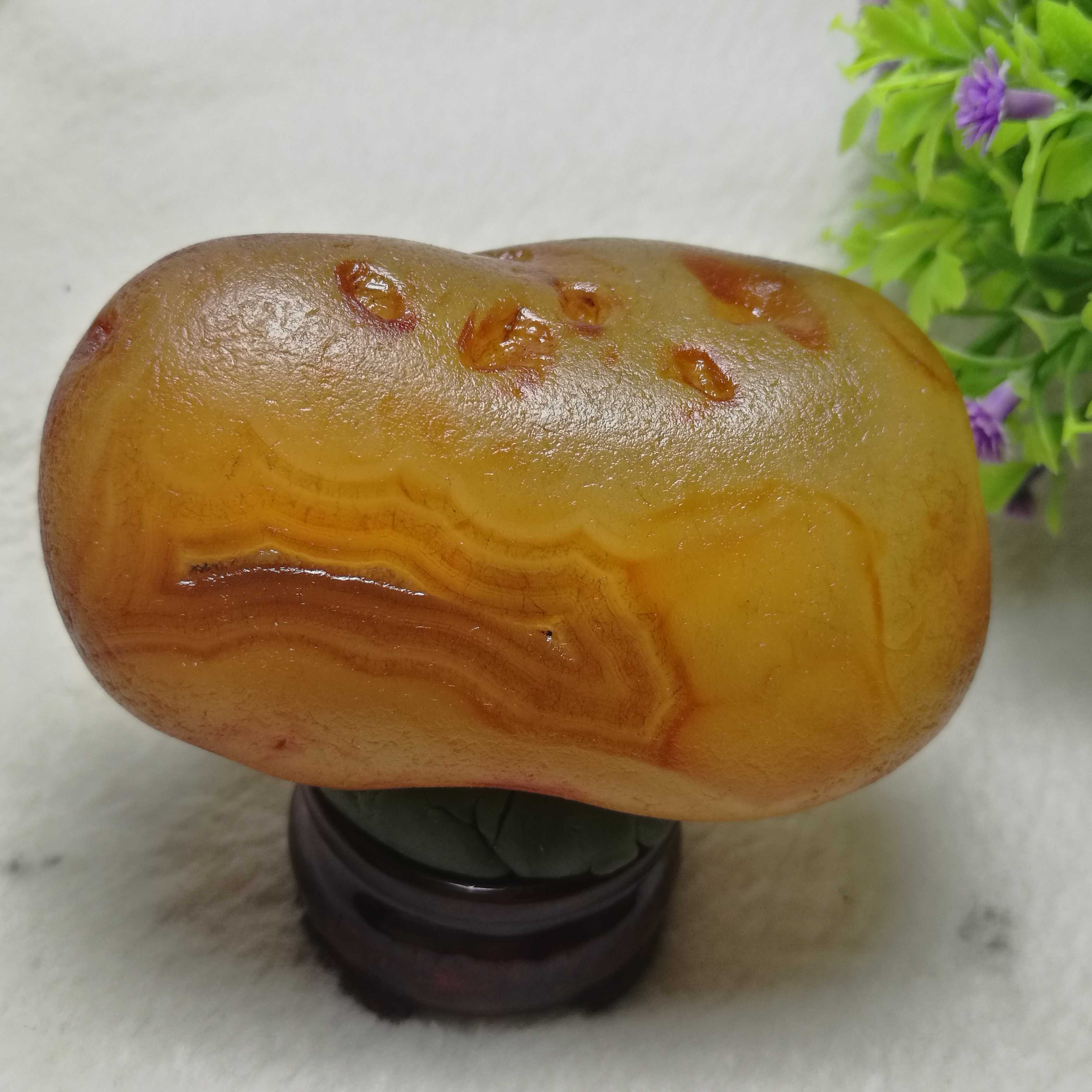 天然马岛玛瑙原石小摆件，四方石，镇尺用 新货特价甩卖把玩件