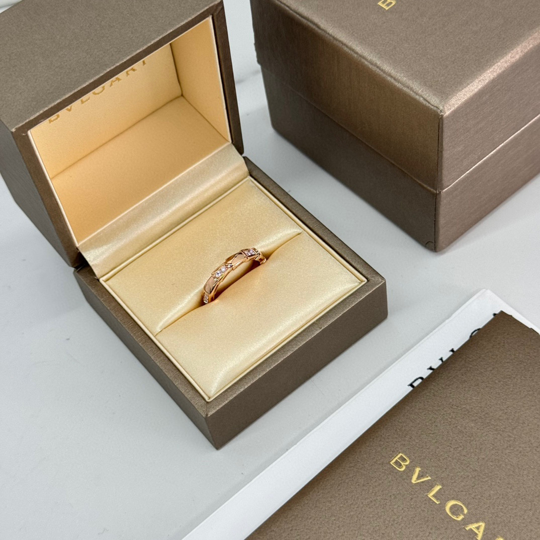 Bvlgari 宝格丽50号玫瑰金窄版镶钻蛇骨戒指 正品保真 支持鉴定