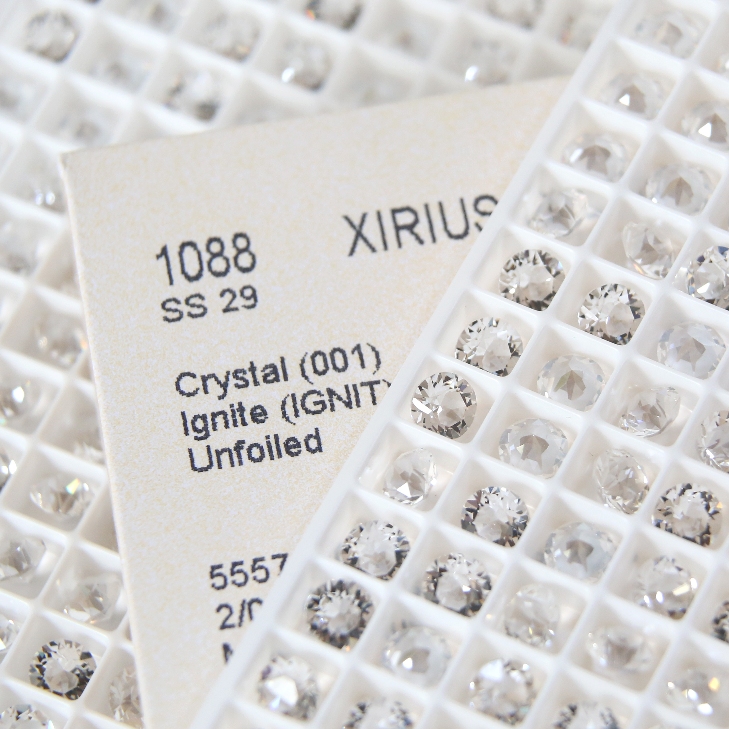正品施家华子奥地利水晶美甲钻1088尖底001IGNIT透底白色SS29饰品