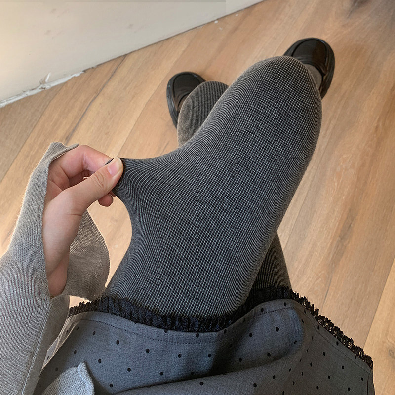 MIU系竖条纹连裤袜格雷系