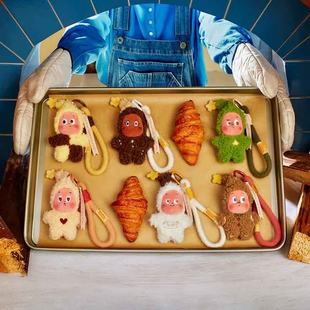 POP MART泡泡玛特星星人美味时刻系列现烤小饼干毛绒挂件盲盒礼物