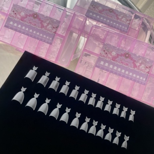 Risamoo “蝴蝶”小梯形小椭圆美甲甲片免修型磨砂浅半贴超薄甲片