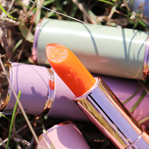 胡萝卜果冻温变色口红！不易掉色