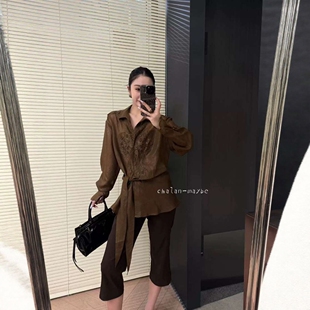 拼蕾丝咖色长袖衬衫女款2026新款设计感小众飘带显瘦气质衬衣潮