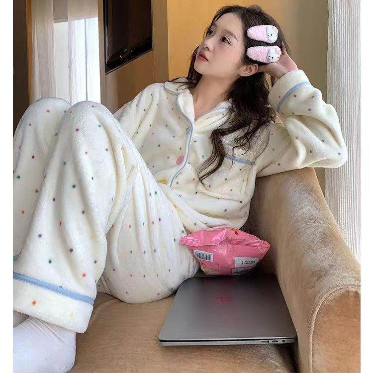 波点珊瑚绒睡衣女秋冬装柔软亲肤毛毛家居服加绒加厚保暖两件套装