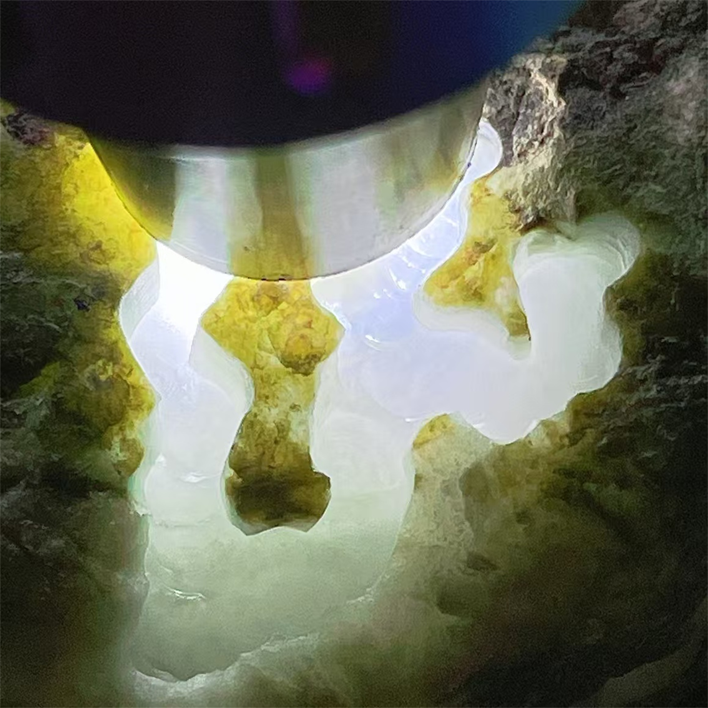 缅甸天然翡翠原石手镯料