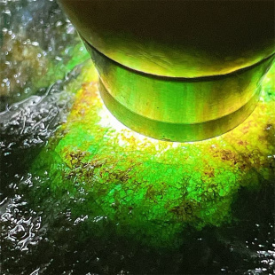 缅甸天然翡翠原石老坑莫西沙场口手镯料 F81255 重8.1公斤