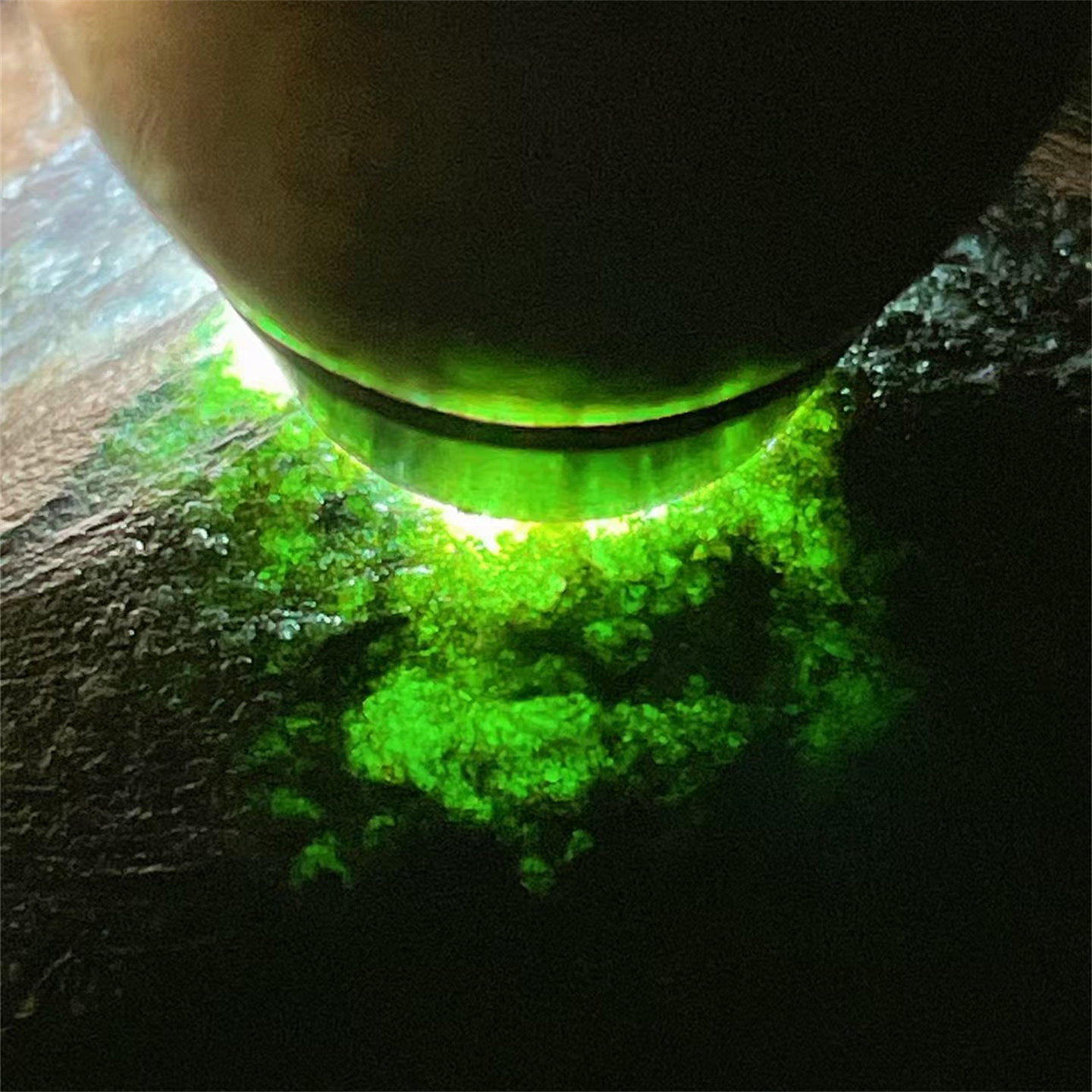 TT23458缅甸天然翡翠原石老坑莫湾基场口手镯料 重2.3公斤